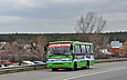 Богдан-А09202 гос.# AX0909AA 605-го маршрута на Симферопольском шоссе поднимается на путепровод над железной дорогой
