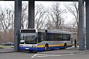 Irisbus CityClass 491E.12.29 держ.# АХ7541ОХ 47-го маршруту на терміналі біля станції метро "Індустріальна"