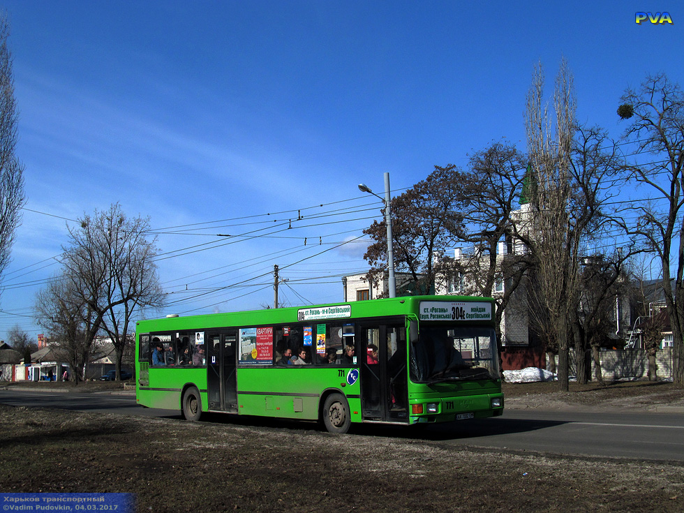 MAN EL262 гос.# АХ7332ЕМ 304-го маршрута на проспекте Героев Сталинграда возле улицы Холмогорской