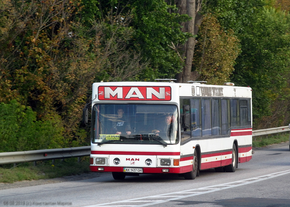MAN NL202 гос.# AX1437CH 1609-го маршрута на Окружной дороге в районе перекрестка с Ново-Баварским проспектом
