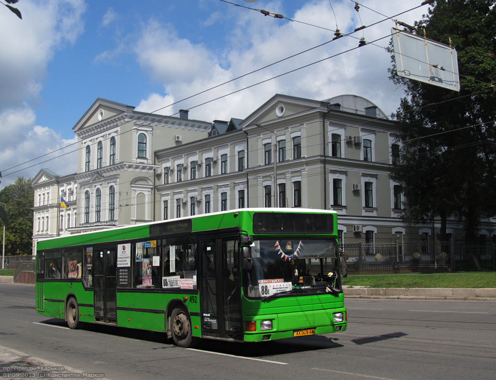 MAN NL222 гос.# АХ0678АА 88-го маршрута на проспекте Правды