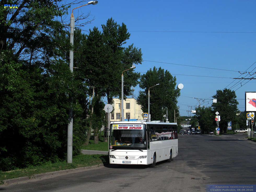 Mercedes-Benz O560 Intouro гос.# АХ7970НО 1472-го маршрута на Московском проспекте возле Плиточного путепровода