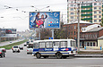ПАЗ-32051-110 гос.# AX5146AI поворачивает с улицы Котлова на Новый мост