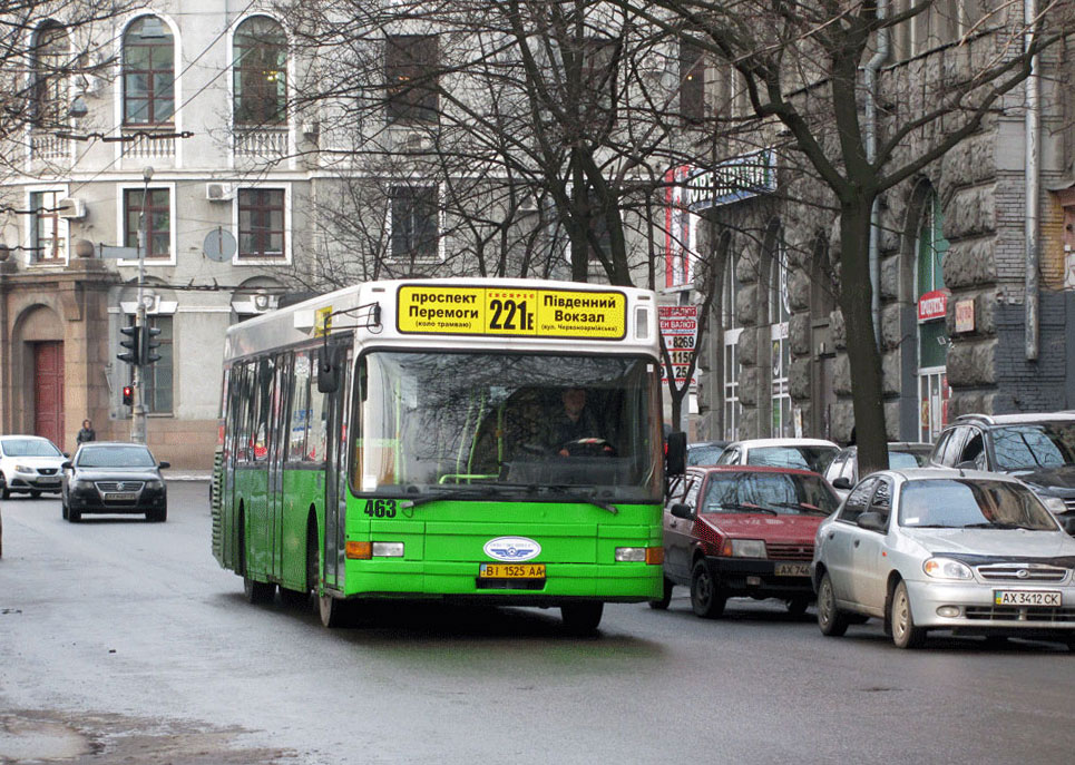 Säffle 5000 (Volvo B10L-60) гос.# ВІ1525АА 221-го маршрута на улице Карла Маркса в районе улицы Красноармейской