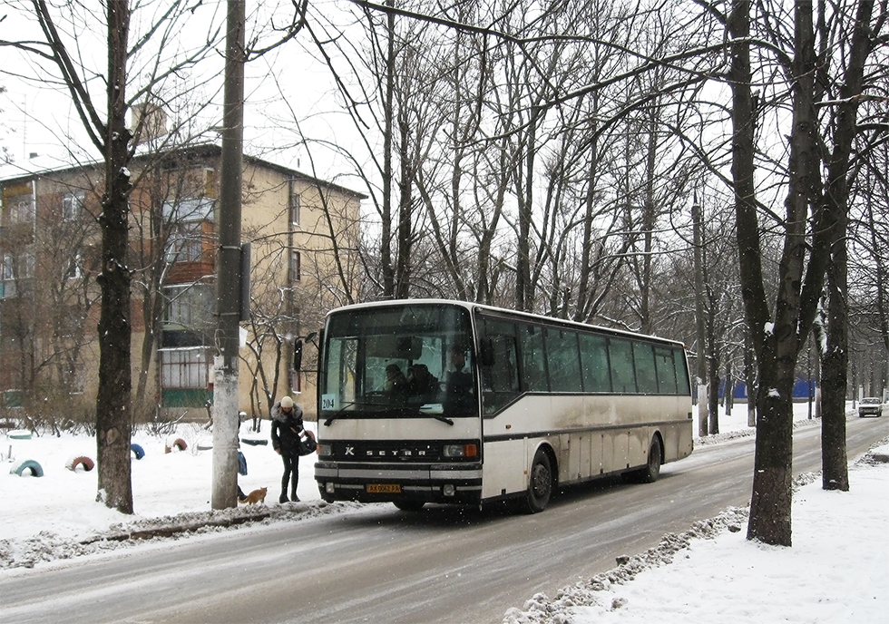 Setra S215ÜL гос.# AX0062AA 204-го маршрута на улице 2-й Пятилетки