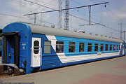 Пассажирский вагон на станции Харьков-Пассажирский