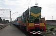 ЧМЭ3-1100 c электропоездом ЭР2-1318 на станции Харьков-Балашовский