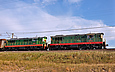 ЧМЭ3-2993 и ЧМЭ3-1307 с грузовым поездом на перегоне Основа - Терновая