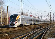 ТЭП150-003 осаживает электропоезд HRCS2-002 на пути вагонного депо станции Харьков-Сортировочный