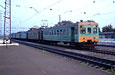 Электропоезд из вагонов Ср3 с хвостовым вагоном #11517 на станции Славяногорск