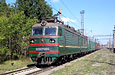 ВЛ82м-084 и 040 с грузовым поездом отправляется от станции Основа в Купянск