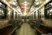 Пассажирский салон вагона метро Еж3 #5617