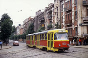 Tatra-K2SU #1902 5-го маршрута на перекрестке улиц Дзержинского (ныне Мироносицкой) и Маяковского