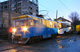 Электровоз ЭЛ-4 и новый вагон КТМ-19КТ на разгрузочной эстакаде в конце улицы Чеботарской
