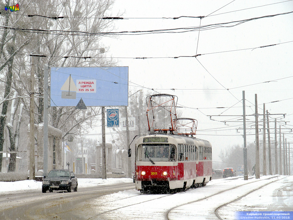 Т3-ВПСт #3011-3012 3-го маршрута на улице Москалевской в районе улицы Академика Богомольца
