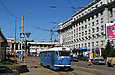 Tatra-T3SU #3057 20-го маршрута выезжает с конечной станции "Южный вокзал"