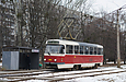 Tatra-T3SUCS #3064 27-го маршруту на вулиці Героїв Праці прибуває на зупинку "Мікрорайон 531"