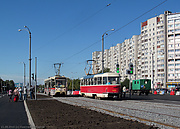 КТМ-19КТ #3107 и Tatra-T3SU #3070 20-го маршрута на проспекте Победы возле перекрестка с проспектом Людвига Свободы