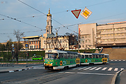 Tatra-T3SUCS #3080-3081 3-го маршрута поворачивает с Сергиевской площади на улицу Полтавский Шлях