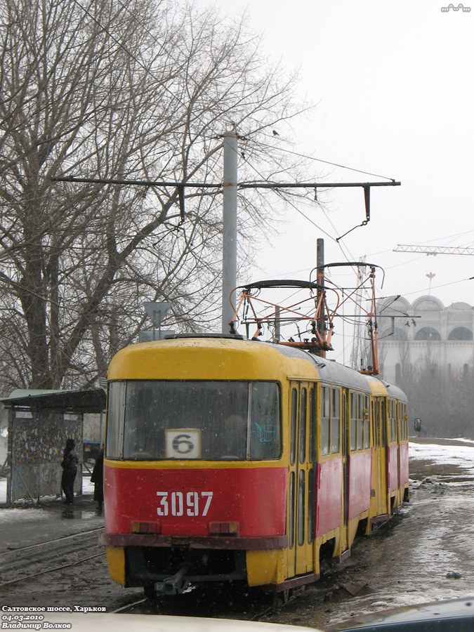 Tatra-T3SU #3096-3097 6-го маршрута на Салтовском шоссе сразу за перекрестком с проспектом Тракторостроителей