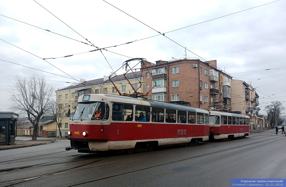 Tatra-T3A #4045-4046 27-го маршрута на улице Гольдберговской возле Рыбасовского переулка