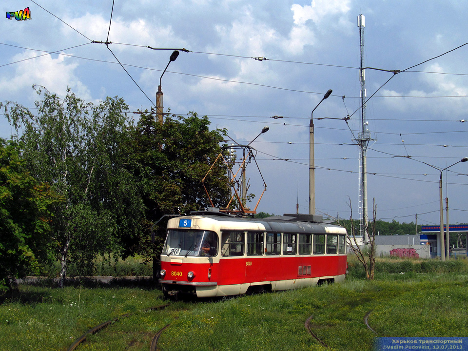 Tatra-T3M #8040 20-го маршрута разворачивается на конечной станции "Проспект Победы"