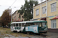 Tatra-T3M #8040 5-го маршрута поворачивает на улицу Плехановскую с улицы Молодой Гвардии