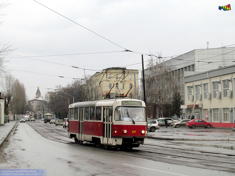 Tatra-T3SUCS #337 1-го маршрута на улице Большой Панасовской возле ДК железнодорожников