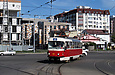 Tatra-T3SU #511 8-го маршрута поворачивает с Московского проспекта на площадь Защитников Украины