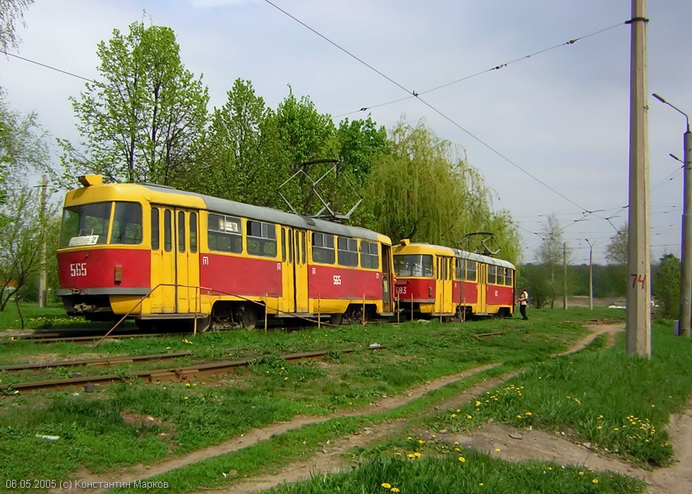 Tatra-T3SU #565 и #683 2-го маршрута на конечной станции "Проспект Победы"