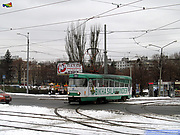 Tatra-T3SU #625 16-го маршрута поворачивает с улицы Героев труда на проспект Тракторостроителей