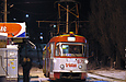 Tatra-T3SU #675-687 23-го маршрута на проспекте Тракторостроителей выполняет остановку "Улица Командарма Уборевича"