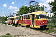 Tatra-T3SU #676-677 на проспекте Тракторостроителей на остановке "605 микрорайон"