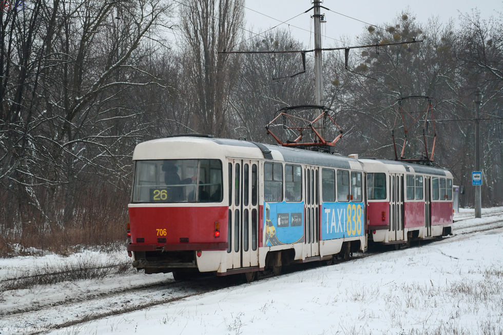 Tatra-T3-ВПСт #705-706 26-го маршрута на Московском проспекте в районе остановки "Станкостроительная"