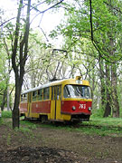 Tatra-T3SU #763 16-го маршрута отправляется от конечной станции "Гидропарк"