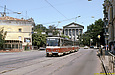 Tatra-T6B5 #1527-1528 5-го маршрута на улице Пушкинской следует через площадь Поэзии