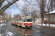 Tatra-T6B5 #1547-1548 на улице Полевой следует в Коминтерновское трамвайное депо после работы на маршруте №5