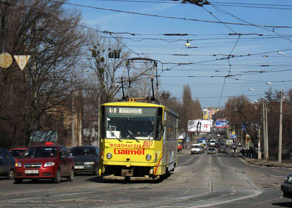 Tatra-T6B5 #4527 8-го маршрута в начале улицы Академика Павлова