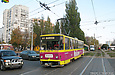 Tatra-T6B5 #4554 5-го маршрута на улице Героев труда пересекает улицу Гвардейцев-Широнинцев