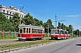 Вагон типа "Х" #100 и Tatra-T6B5 #4555 8-го маршрута на улице Морозова в районе улицы Дизельной