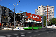Богдан-Т70117 #2622 6-го маршрута на улице Вернадского в районе улицы Нетеченской