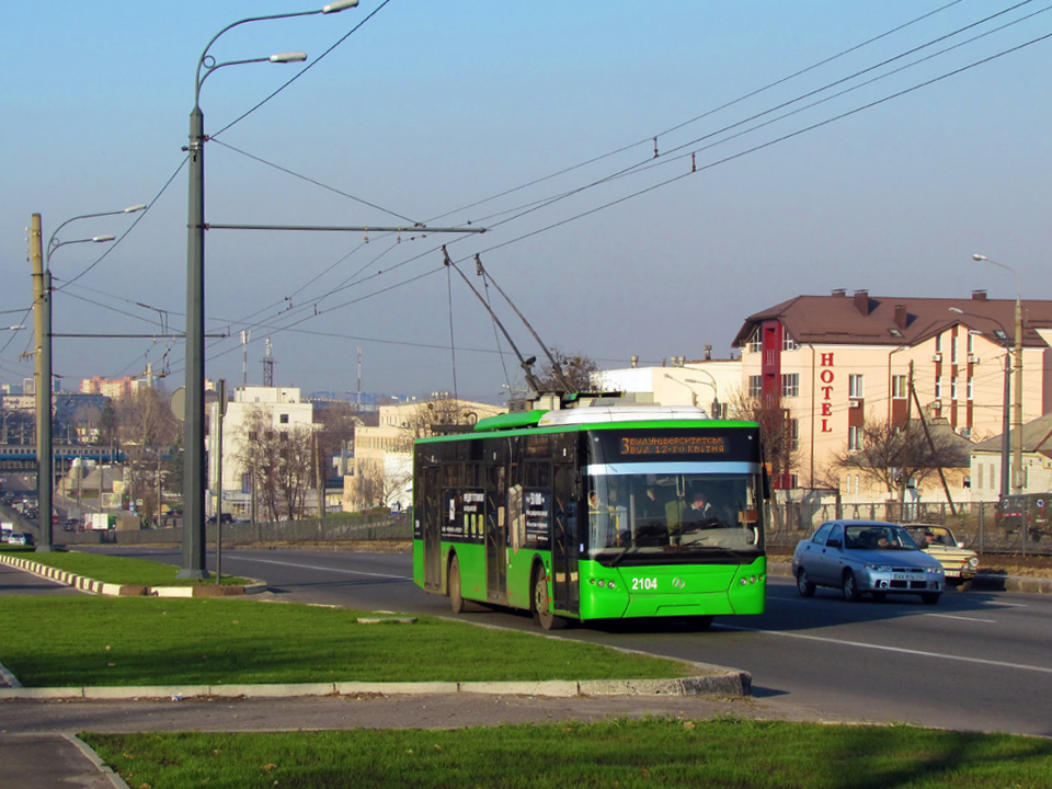 ЛАЗ-Е183А1 #2104 3-го маршрута на проспекте Гагарина в районе Арматурного переулка