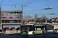 ЛАЗ-Е183А1 #2111 35-го маршрута поворачивает с Юбилейного проспекта на проспект Льва Ландау