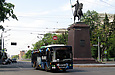 ЛАЗ-Е183А1 #3406 2-го маршрута на проспекте Науки перед поворотом на проспект Независимости