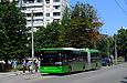 ЛАЗ-Е301D1 #2216 1-го маршрута на проспекте Маршала Жукова подъезжает к остановке "Улица Слинько"