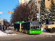 ЛАЗ-Е301D1 #3201 на улице Тринклера перед выездом на площадь Свободы