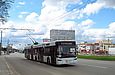 ЛАЗ-Е301D1 #3202 24-го маршрута на Московском проспекте возле станции метро "Дворец Спорта"
