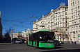 ЛАЗ-Е301D1 #3205 24-го маршрута на площади Конституции