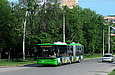 ЛАЗ-Е301D1 #3208 24-го маршрута на проспекте 50-летия ВЛКСМ возле остановки "Салтовский РЭС"