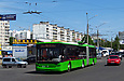 ЛАЗ-Е301D1 #3211 24-го маршрута на проспекте 50-летия ВЛКСМ пересекает проспект Тракторостроителей